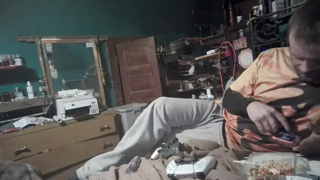 charactrzeroのライブXXXチャット