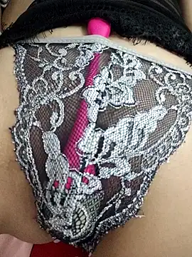 HaralushiaaaのライブXXXチャット