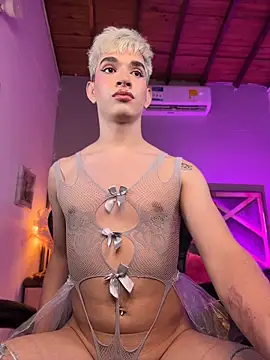 Cherry_zayden_: απευθείας συνομιλία ΧΧΧ