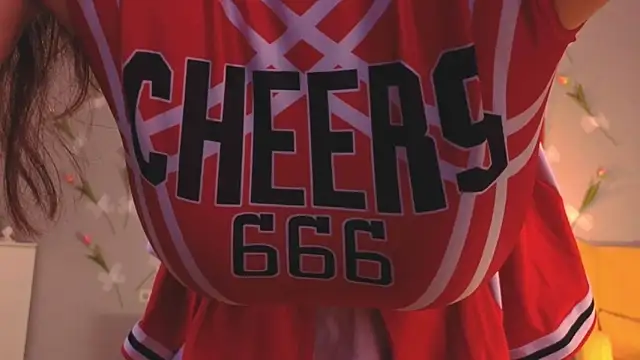 XXX chat uživo modela PixelGoddess