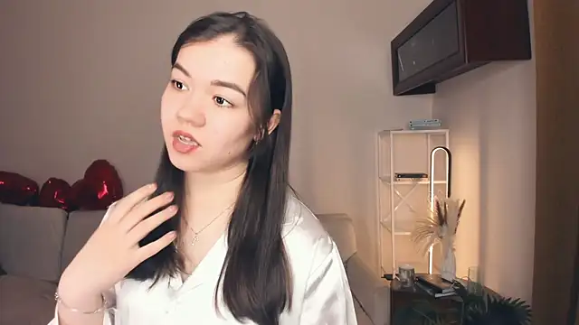 Chat +18 de ShanaYock ao vivo