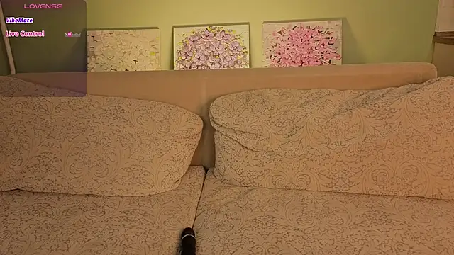 UWU_flower's Live XXX Chat