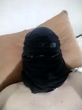 mascarad1111's Webcam Show