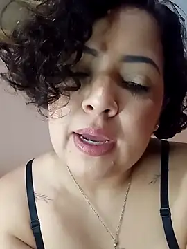 Show de ViviAngel_21 na webcam