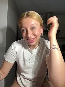 Kittie_Valentine – Live XXX-chat