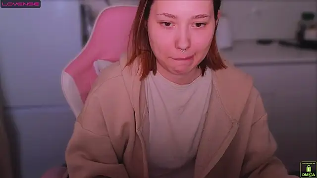 Airyhill live XXX chat