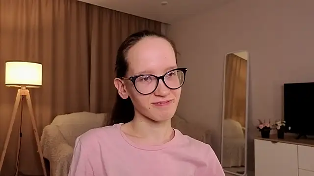 BettyBrowni Adlı Modelin Canlı XXX Sohbeti