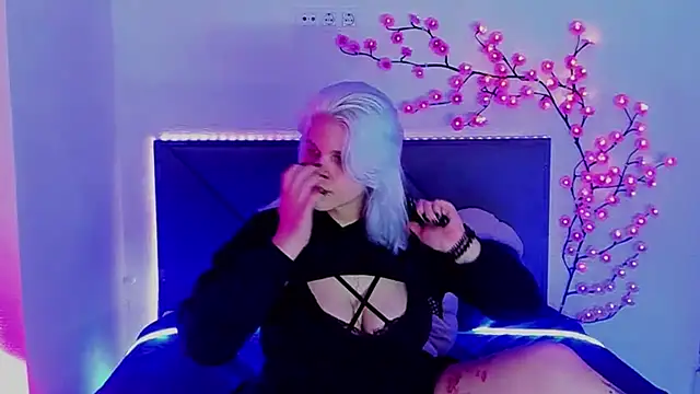 JoannLowe Chat XXX live