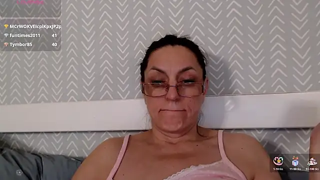 Vivian-AlluringのライブXXXチャット