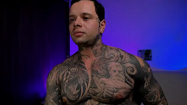 natevillage Chat XXX in diretta