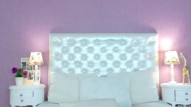 ScarletMusk live XXX chat