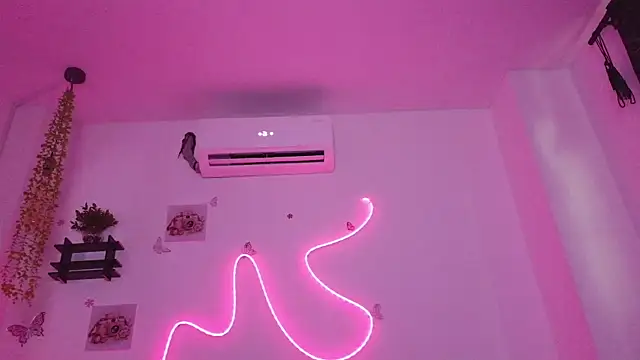 Daviana_hill_ live XXX chat