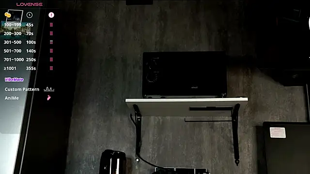 AuraLune__のライブXXXチャット