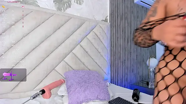 Živý XXX chat SarahRizof