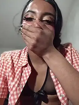 Pokazy przed kamerką – KattyBerryX