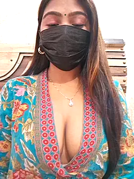 Pokazy przed kamerką – Cute-Ananyaa