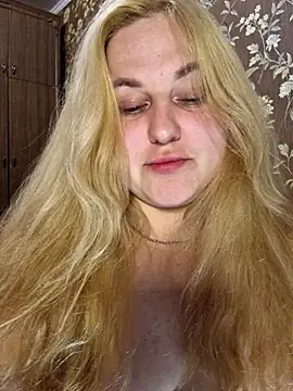 دردشة LianaJu الجنسية المباشرة