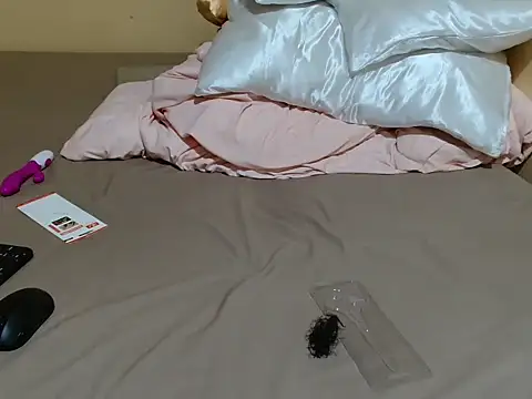 Chatroom XXX en direct de squirt_goddessss