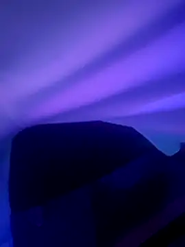 chronic_vibez: διαδικτυακό σόου στην κάμερα