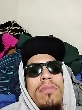 Pokazy przed kamerką – AlexAlejandro13