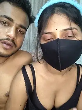 Pokazy przed kamerką – crazy_bebs