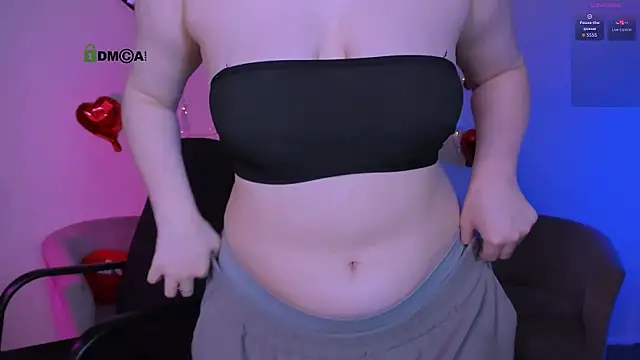 Show modela nikole_kitt na web-kameri