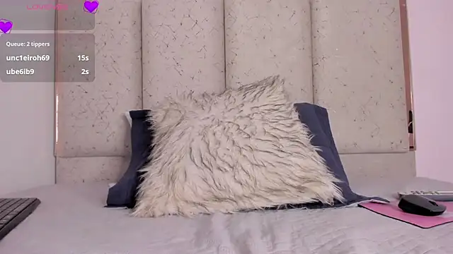 แชท XXX สดของ violeta_olsen