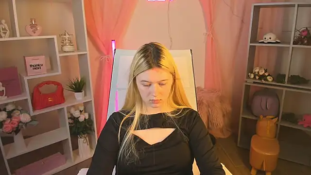 XXX chat uživo modela CelestineMauriac