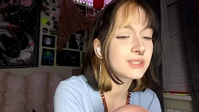 แชท XXX สดของ AllegraStaffieri