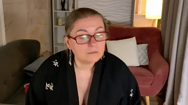 دردشة Alexandra_Kind الجنسية المباشرة