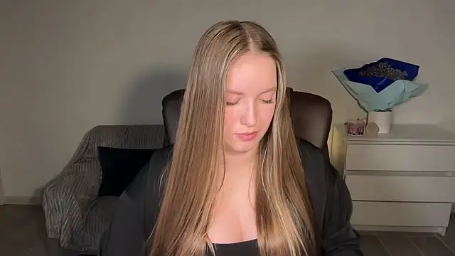 แชท XXX สดของ EvaMaddison