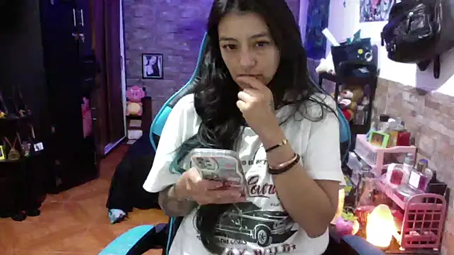 แชท XXX สดของ AngelaQueen_