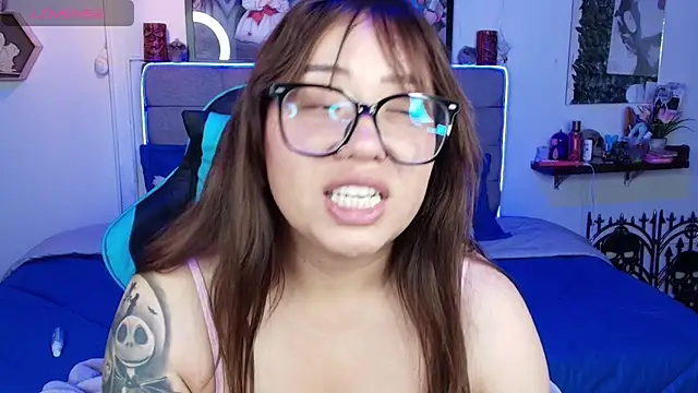 Kata_Bigboobs Chat XXX in diretta