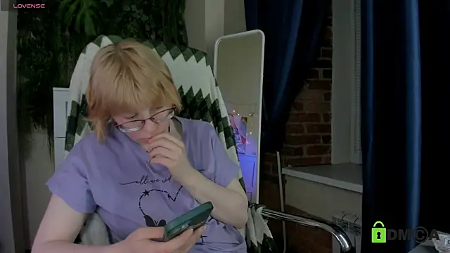 Chat +18 de Melissa_Wells ao vivo