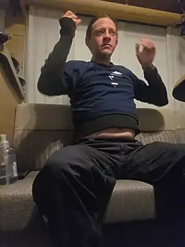 Ebinator666 网络视讯表演