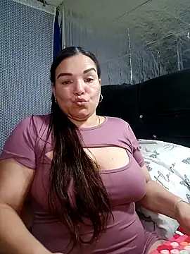 Chat XXX ao vivo de Zuleyka_69