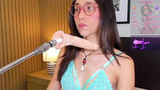 Chatroom XXX en direct de doll_bella_