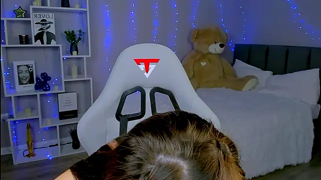 Chat +18 de MelanieAlves ao vivo