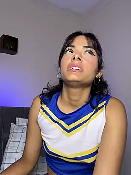 Chat +18 de Iam_Lyan_ ao vivo