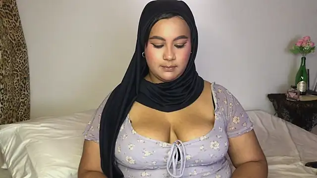 XXX chat uživo modela Maryam_yamal