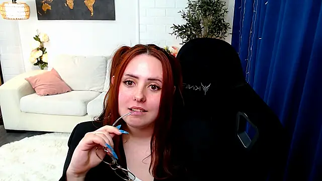 Hennessy_bunny's Live XXX Chat