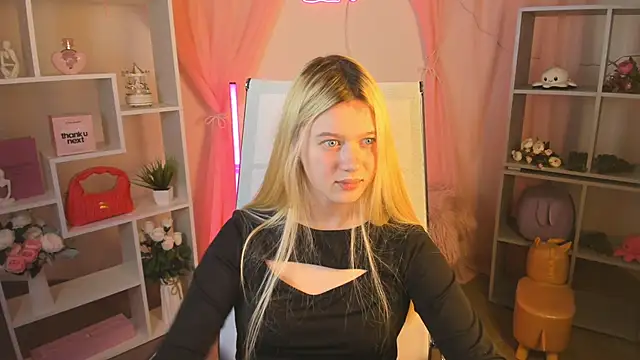 CelestineMauriac Chat XXX in diretta