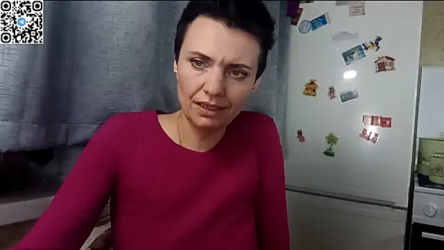 HotMamaQueen234 Chat XXX in diretta