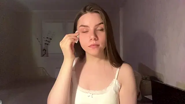 LeishaRocher Adlı Modelin Canlı XXX Sohbeti