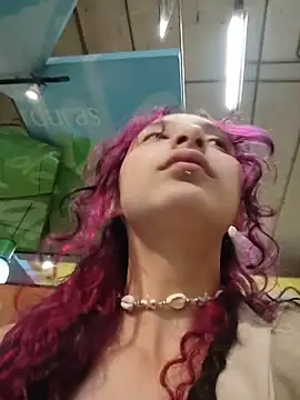 Chat +18 de _Laary_Lily ao vivo