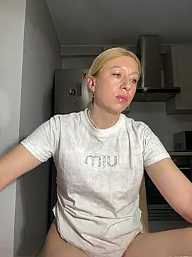 Kittie_Valentine's Live XXX Chat