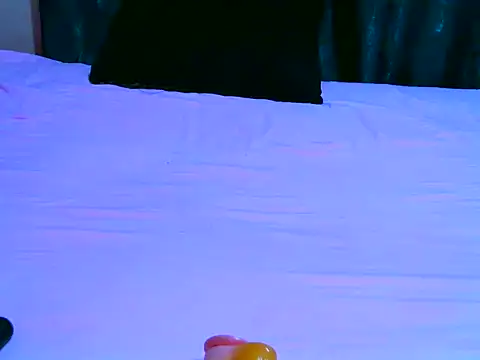 Chat XXX en directo de Pretty_kara