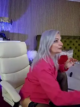 LadyTouch Live XXX-chat