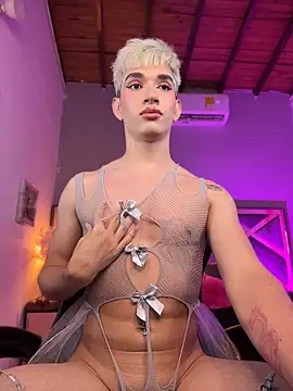 Cherry_zayden_: вебкам-шоу