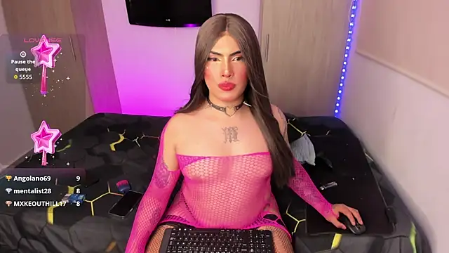 Sophie_whitexxx webcam show